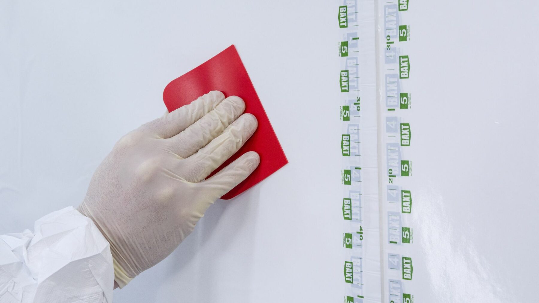 Transforming a spray booth for an accident repair centre